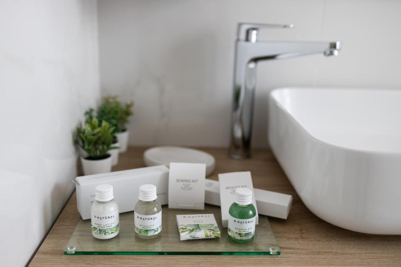 Navigli Design Loft - 7 Stops From Duomo, Ac, Netflix Apartment มิลาน ภายนอก รูปภาพ